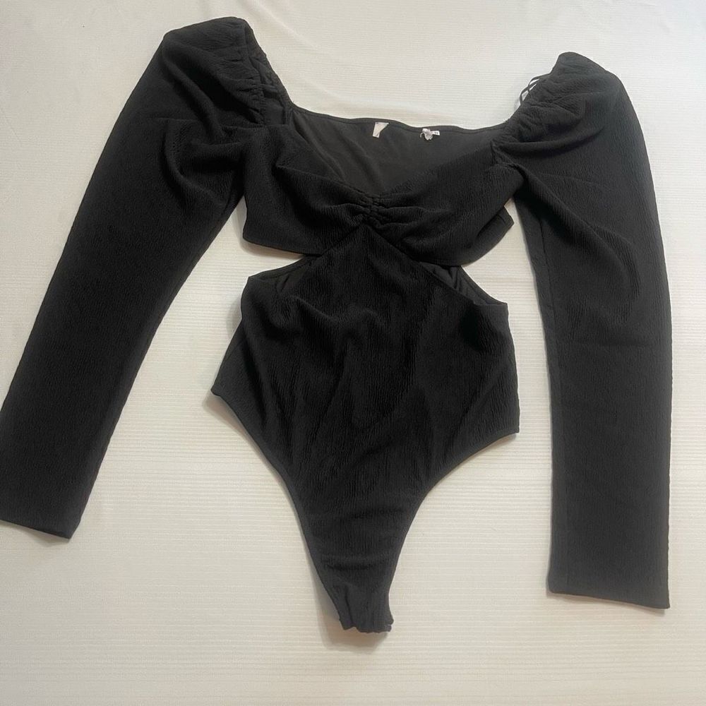 Astr Black Long-Sleeve Cutout Ribbed Jumpsuit Romper